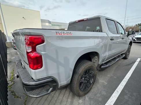 Used 2024 Chevrolet Silverado 1500 Custom Trail Boss w/ Turbomax Blackout Package image 5