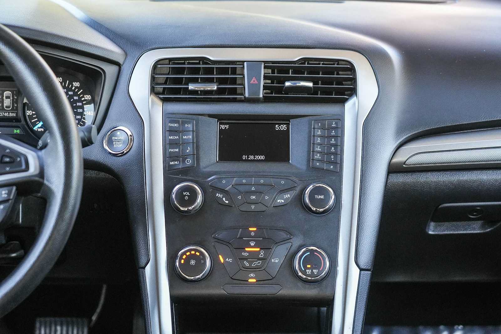 Used 2019 Ford Fusion S FWD image 13