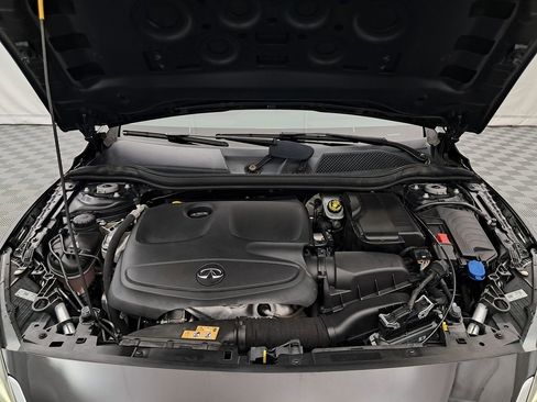 Used 2017 INFINITI QX30 Premium w/ Navigation Package image 26