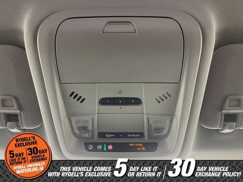 Used 2020 Chevrolet Equinox LT image 40