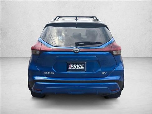 Used 2024 Nissan Kicks SV FWD image 6