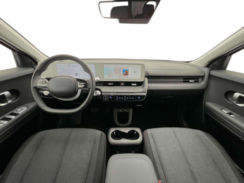 New 2024 Hyundai Ioniq 5 SE image 14
