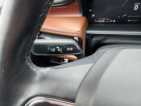 Used 2023 Lincoln Nautilus Reserve image 26