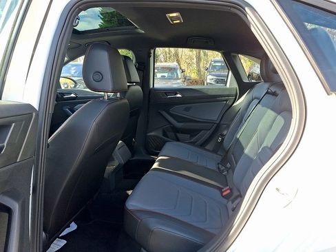 Certified 2025 Volkswagen Jetta GLI Autobahn w/ GLI Black Package image 10