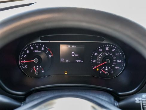 Used 2022 Kia Soul LX w/ Technology Package FWD image 28