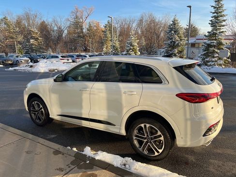 Used 2025 Audi Q5 Premium Plus image 23