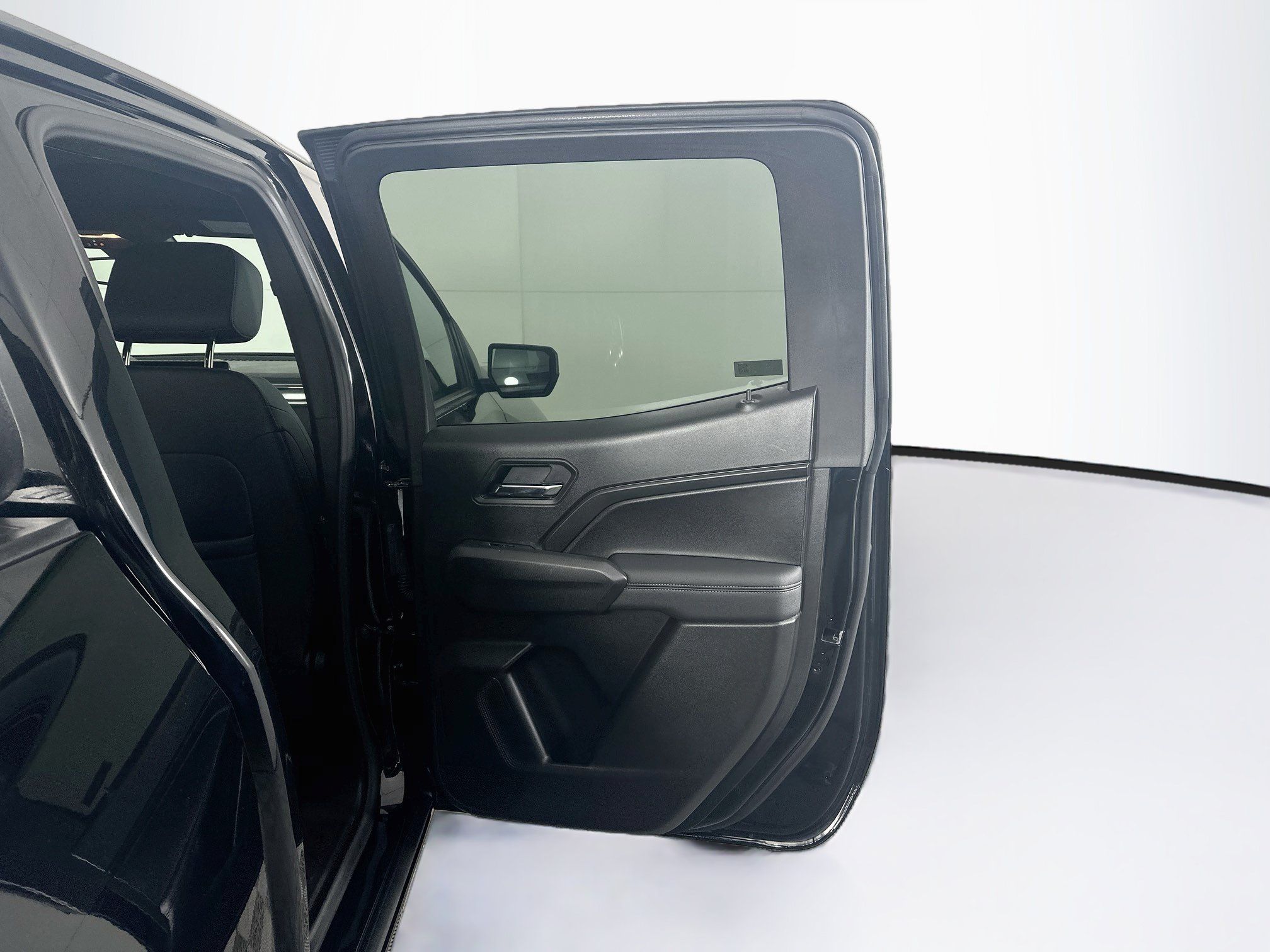 Used 2025 GMC Canyon Elevation w/ Convenience Package AWD/4WD image 31