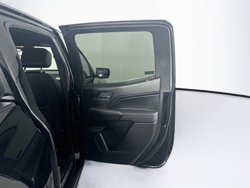Used 2025 GMC Canyon Elevation w/ Convenience Package AWD/4WD image 31