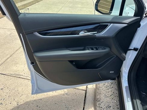 New 2025 Cadillac XT6 Premium Luxury w/ Technology Package image 13