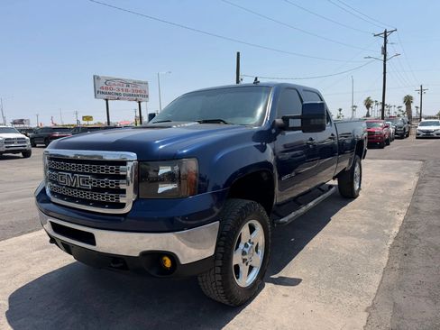 Used 2014 GMC Sierra 2500 SLE AWD/4WD image 3
