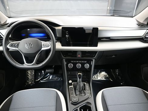 Used 2025 Volkswagen Taos S AWD/4WD image 23