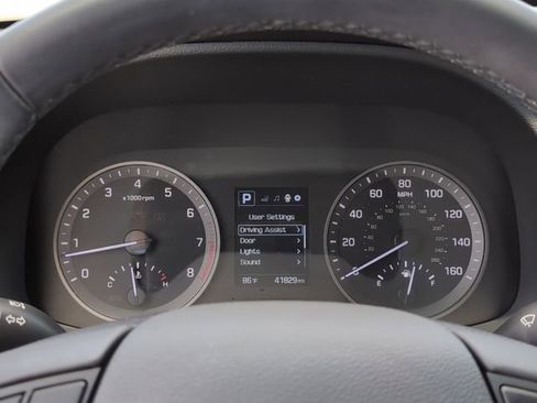 Used 2018 Hyundai Tucson Sport w/ Cargo Package FWD image 22