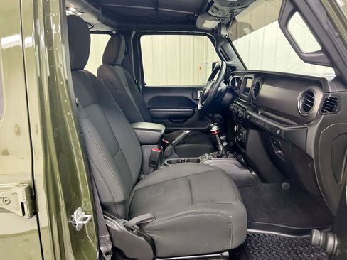 Used 2022 Jeep Wrangler Unlimited Sport image 21