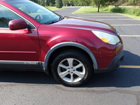 Used 2014 Subaru Outback 2.5i Limited AWD/4WD image 30
