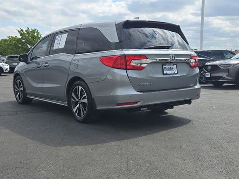 Used 2019 Honda Odyssey Elite image 3