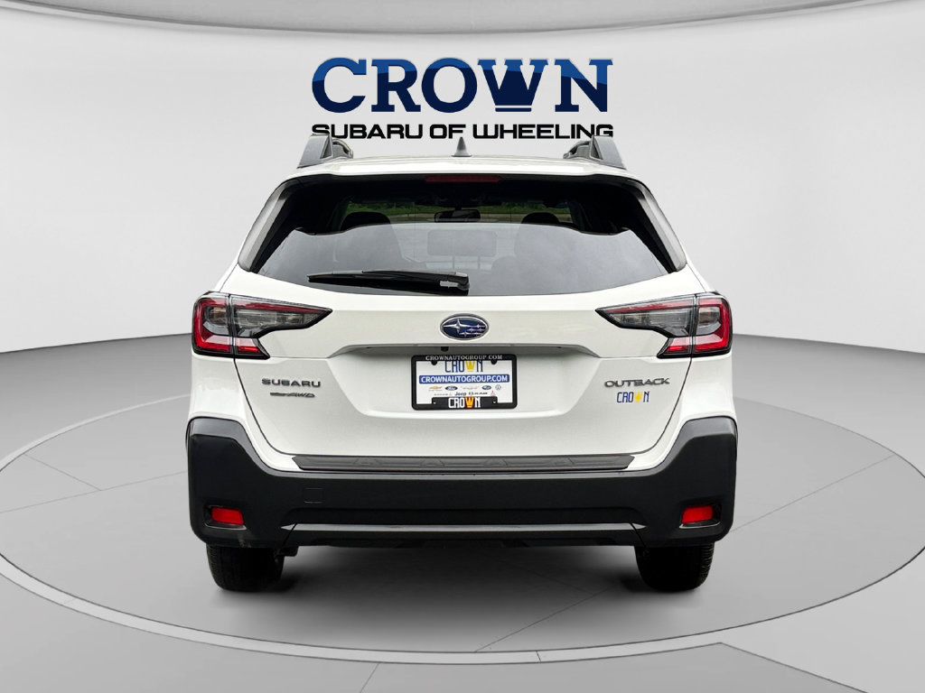 Used 2025 Subaru Outback Premium AWD/4WD image 4