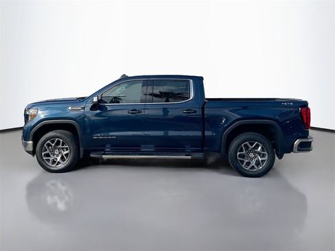 Used 2020 GMC Sierra 1500 SLE w/ SLE Value Package image 4