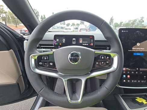 Used 2025 Volvo EX90 Ultra AWD/4WD image 9