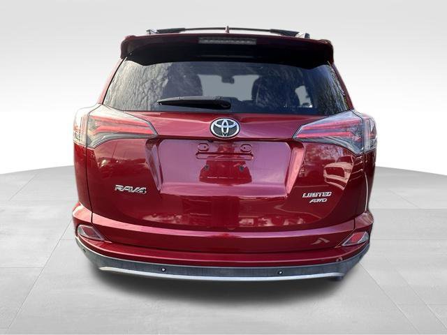 Used 2018 Toyota RAV4 Limited w/ Advanced Technology Package AWD/4WD image 6