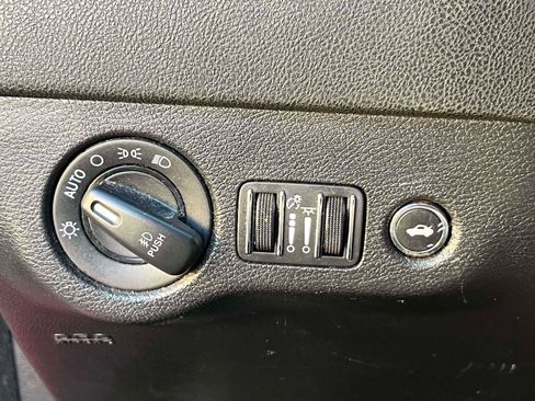Used 2020 Dodge Charger Scat Pack RWD image 25