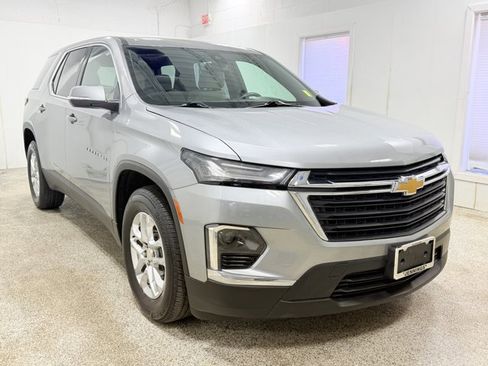 Used 2023 Chevrolet Traverse LS w/ Safety Package AWD/4WD image 1