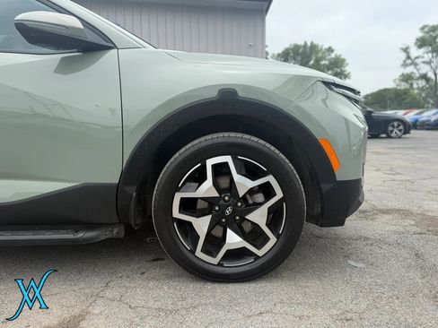 Used 2023 Hyundai Santa Cruz Limited AWD/4WD image 9