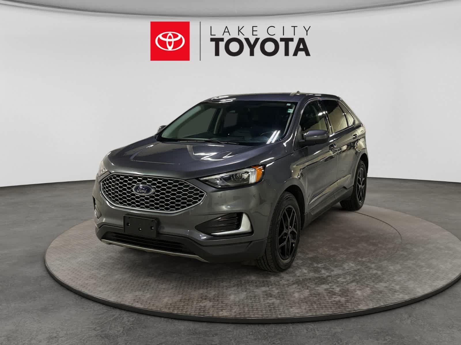 Used 2024 Ford Edge SEL AWD/4WD image 1