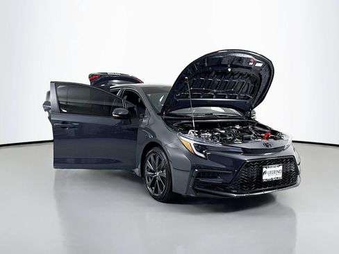 Used 2025 Toyota Corolla SE w/ SE Premium Package FWD image 20