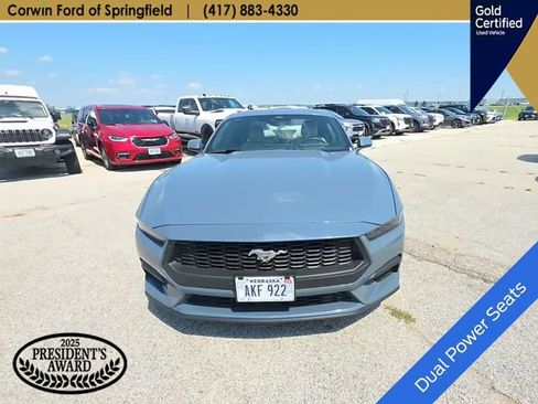 Used 2026 Ford Mustang Premium RWD image 7