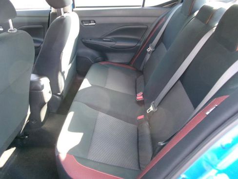 Used 2024 Nissan Versa SR FWD image 10