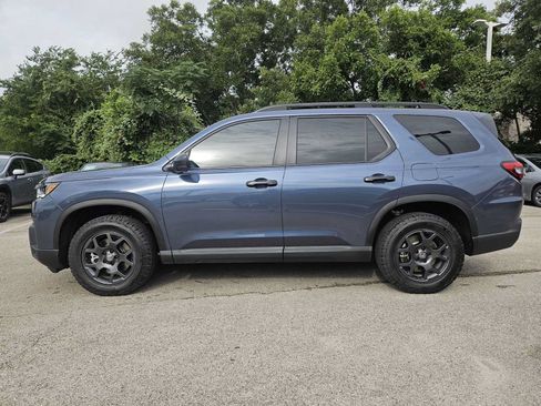 Used 2026 Honda Pilot TrailSport image 4