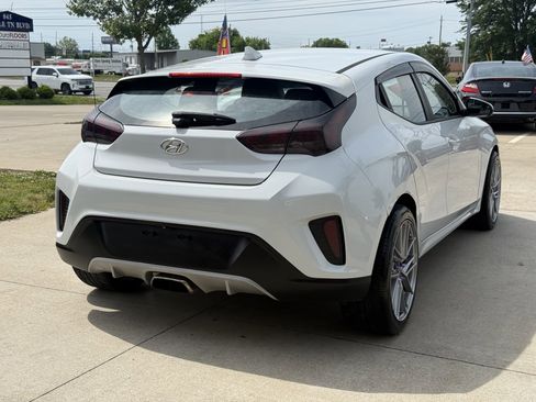 Used 2019 Hyundai Veloster 2.0 FWD image 7