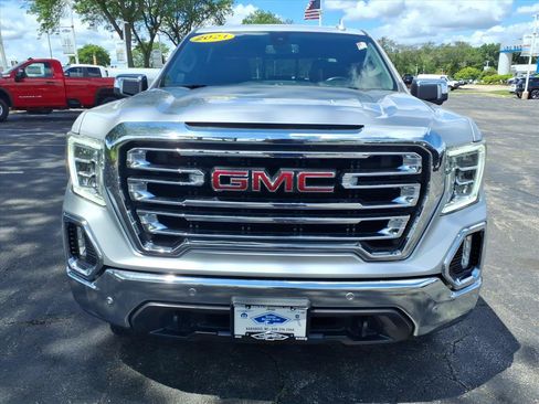 Used 2021 GMC Sierra 1500 SLT w/ SLT Premium Plus Package AWD/4WD image 2