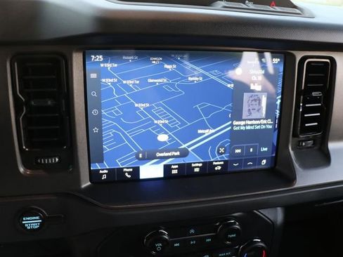 Used 2025 Ford Bronco Big Bend image 21