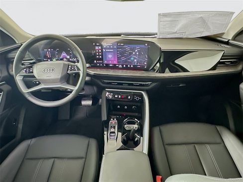 New 2025 Audi Q5 Premium Plus image 3