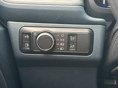 New 2025 Ford Maverick XL w/ Equipment Group 101A image 19