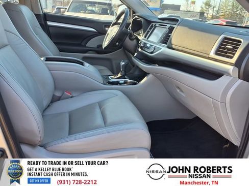 Used 2025 Subaru Forester Touring w/ Popular Package - Touring image 51