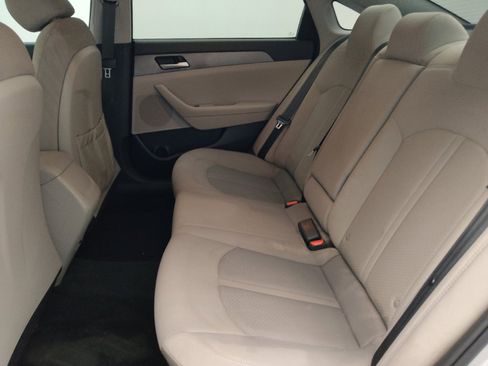 Used 2019 Hyundai Sonata SE FWD image 18