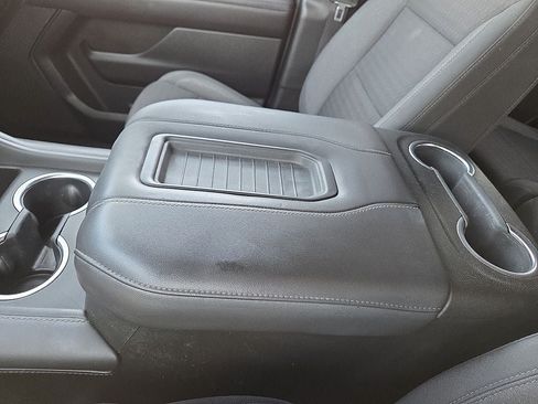 Used 2023 GMC Yukon SLE AWD/4WD image 28