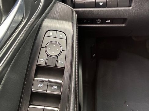 Used 2024 Nissan Rogue Platinum FWD image 25