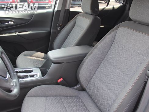 Certified 2024 Chevrolet Equinox LT w/ LPO, Floor Liner Package FWD image 11