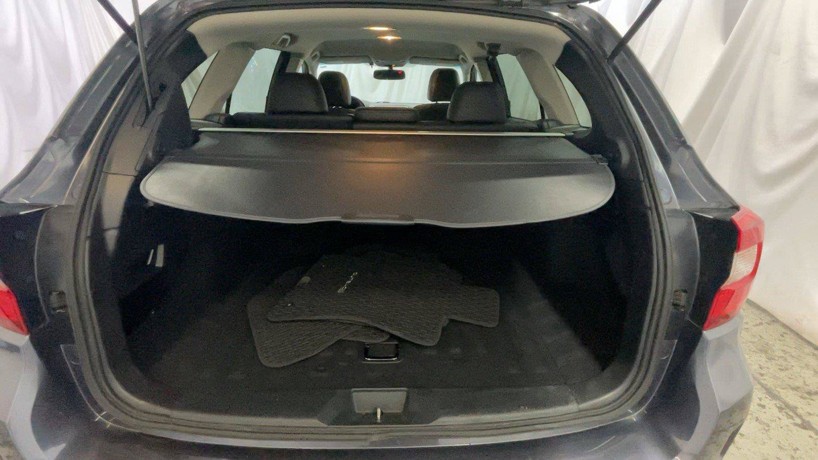 Used 2016 Subaru Outback 3.6R Limited AWD/4WD image 23