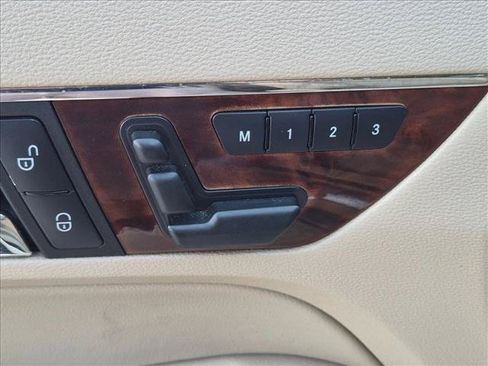 Used 2012 Mercedes-Benz E 350 Cabriolet image 13