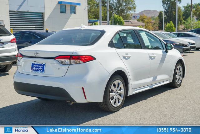 Used 2025 Toyota Corolla LE FWD image 9