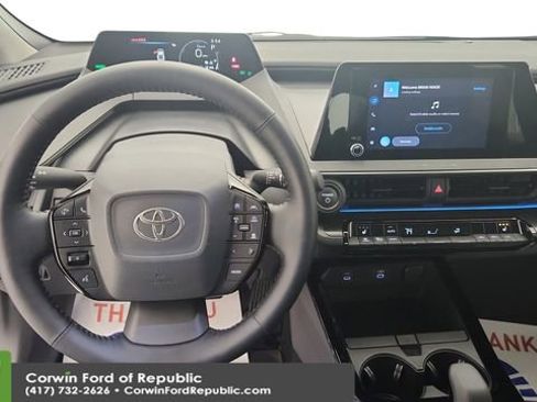Used 2025 Toyota Prius AWD image 15