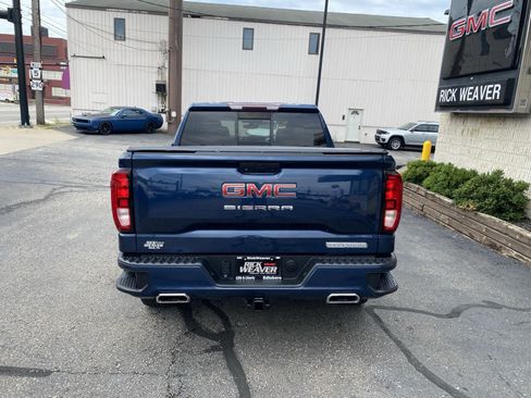 Used 2020 GMC Sierra 1500 Elevation w/ Elevation Value Package AWD/4WD image 5