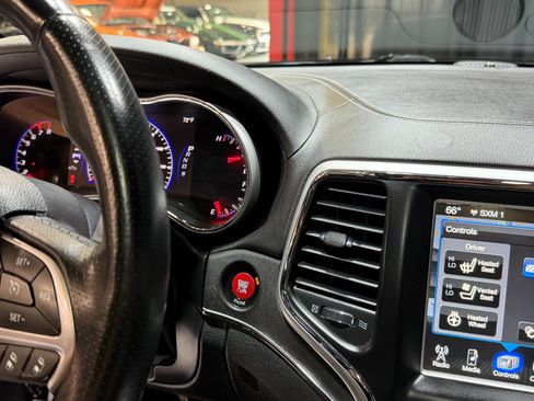 Used 2014 Jeep Grand Cherokee SRT8 w/ Luxury Group II AWD/4WD image 69