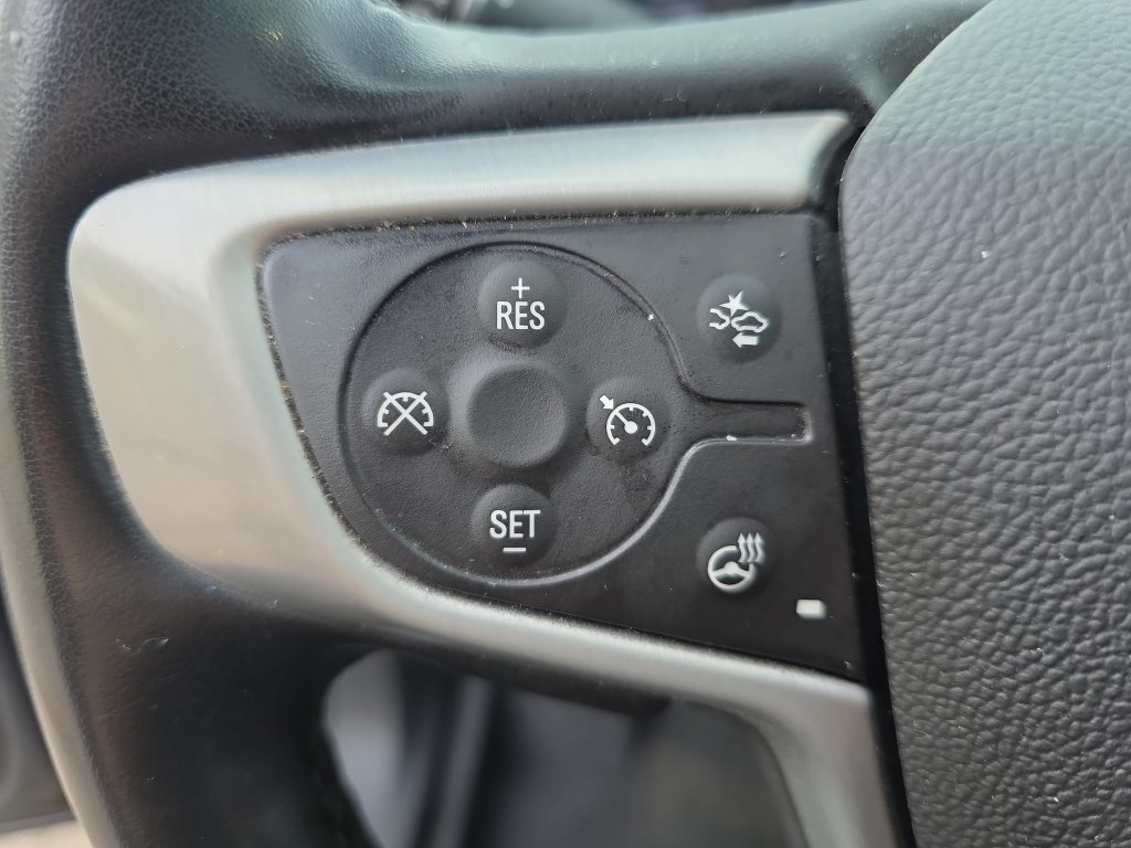 Used 2023 GMC Terrain SLT w/ Tech Package AWD/4WD image 19