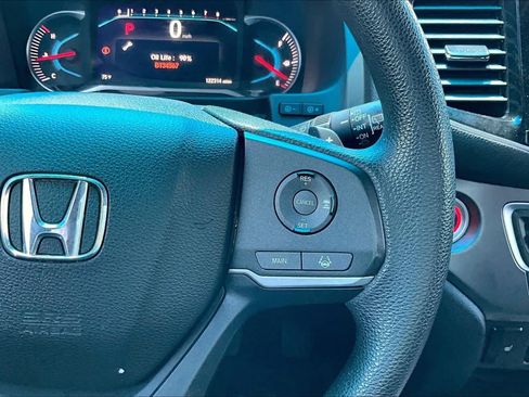 Used 2022 Honda Pilot Sport image 25
