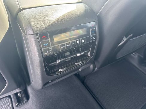 New 2025 Jeep Grand Cherokee Summit w/ Obsidian Package image 13